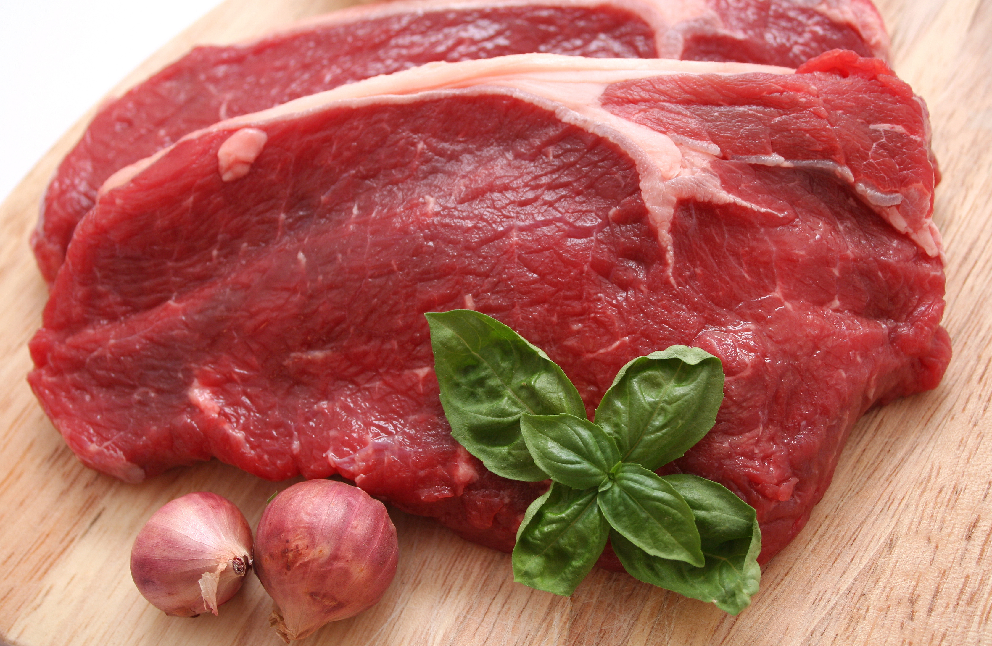Em 2016, embarques de carne aumentaram 4%, mas receita recuou 3,5%