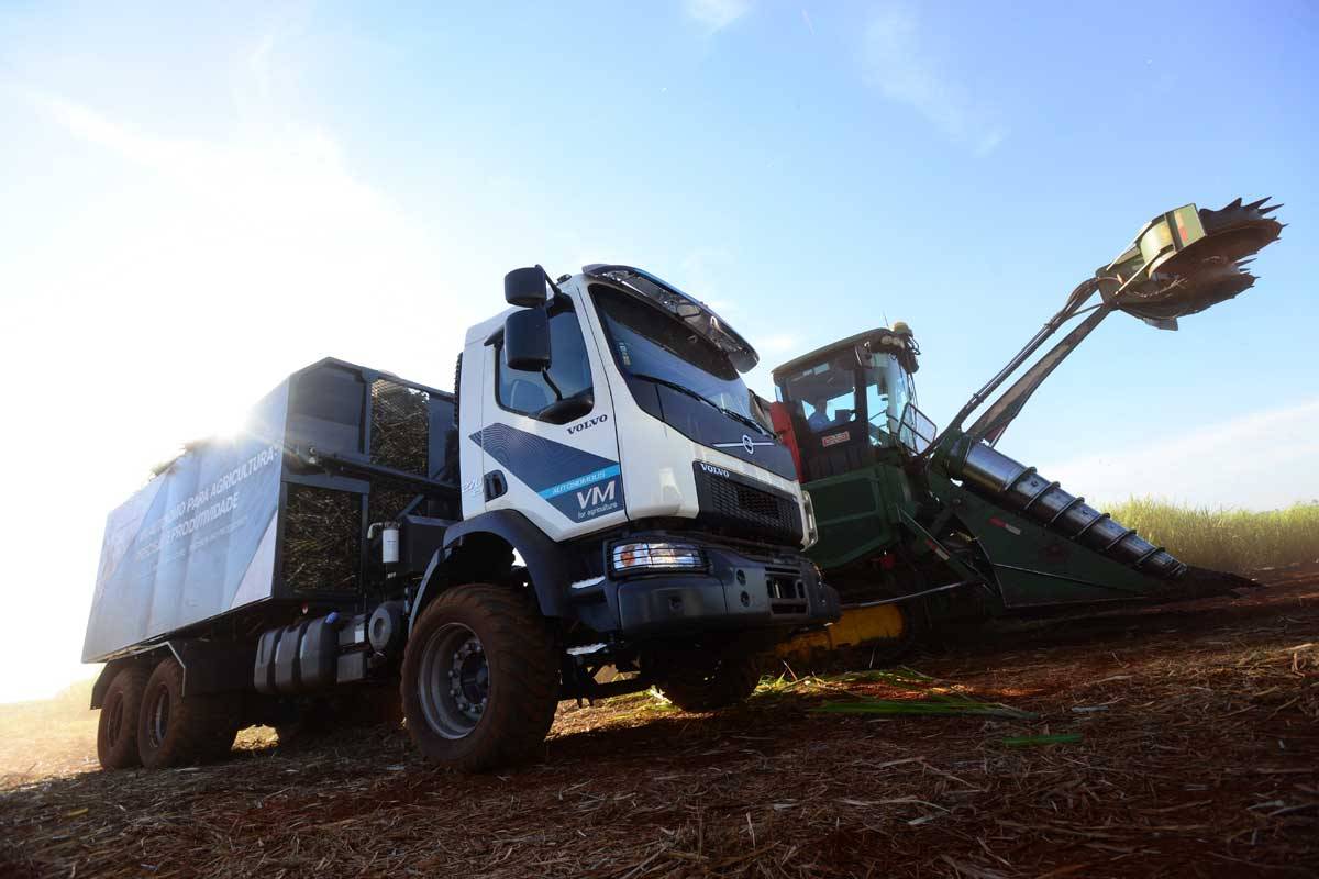 Caminhão sem caminhoneiro? Volvo fabrica veículo autônomo